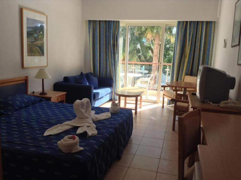 Paphos Gardens Apartment 部屋 写真