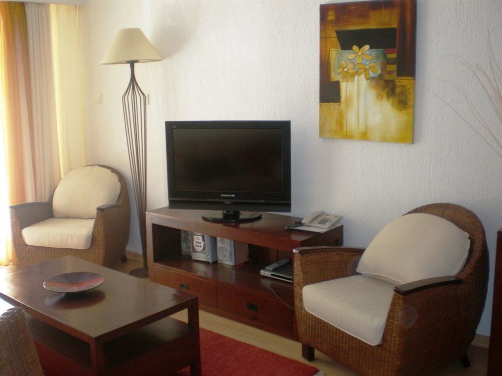 Paphos Gardens Apartment エクステリア 写真