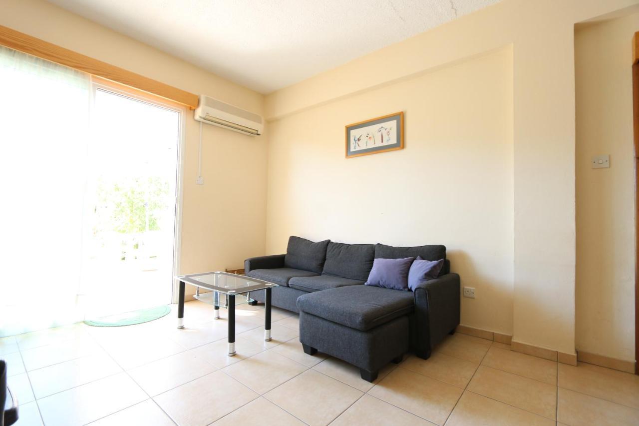 Paphos Gardens Apartment エクステリア 写真